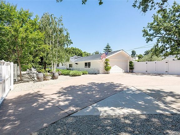 4th image of 470 Rosario Dr