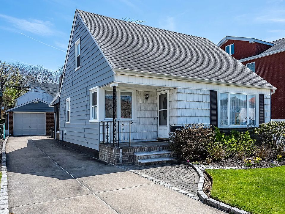 1st image of 24632 Cambria Ave