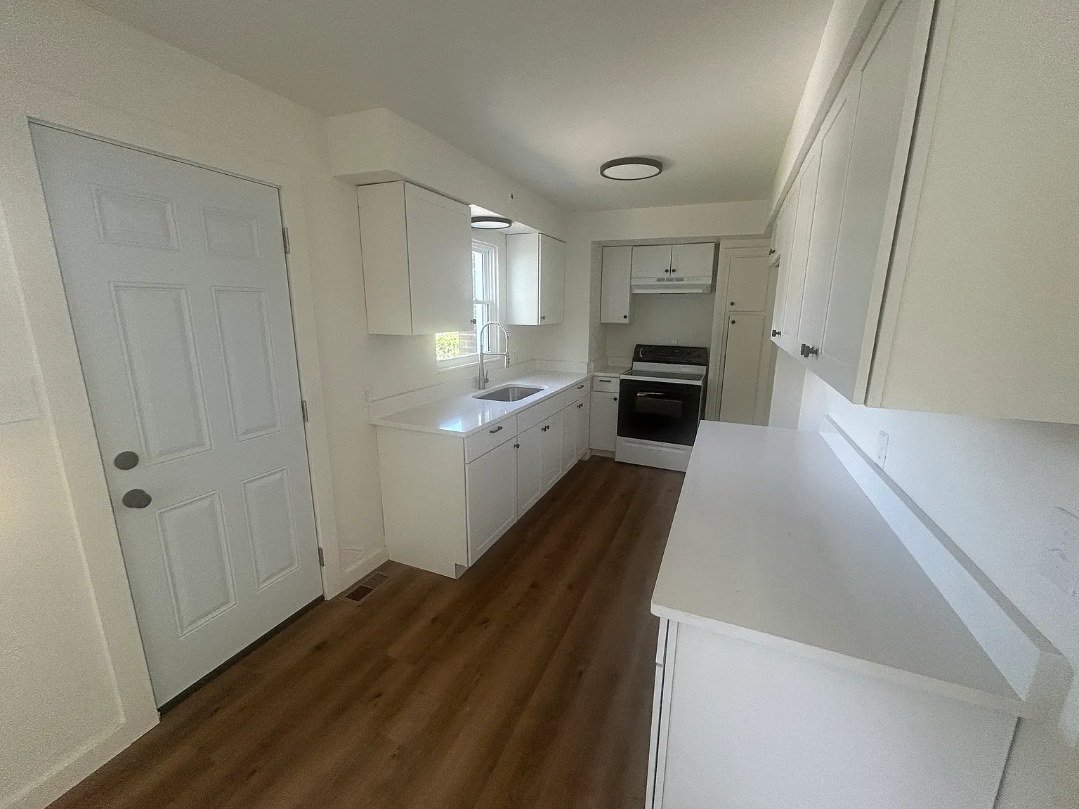 4 bed, 1148 sqft, $1,450 — Photo 4