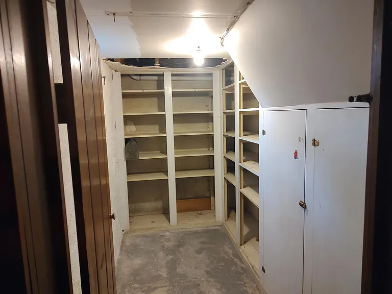 1421 N Farr Rd — Photo 29