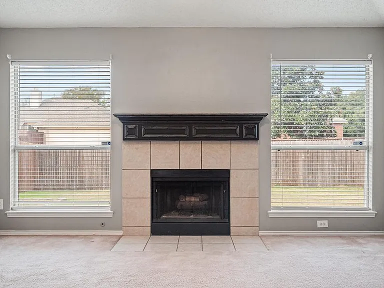 7700 Glenoaks Dr — Photo 6
