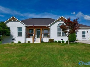 40 Sydney Dr, Scottsboro, AL 35769