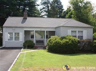 3 Lookout Pl, Ardsley, NY 10502