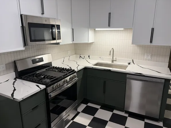 1832 N Central Park Ave APT 1, Chicago, IL 60647