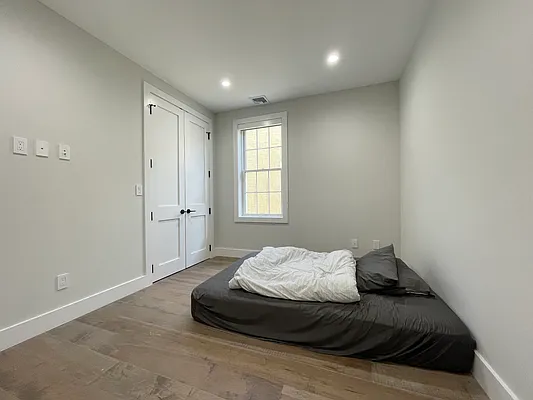 Rented by Corcoran | media 46