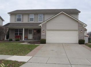 17255 Buckeye Ln #127, Brownstown, MI 48174