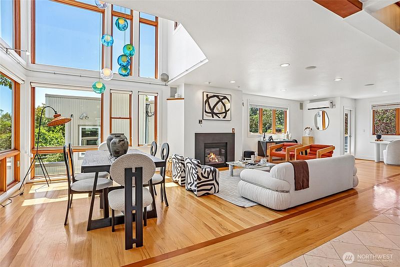 5th image of 424 35th Avenue S
