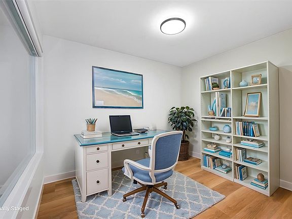 4th image of 1501 Richmond Ave #401