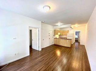 1085 2nd Ave #3, New York, NY 10022