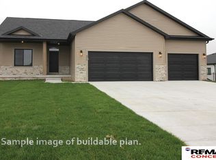 1047 S 9th Ave, Ashland, NE 68003