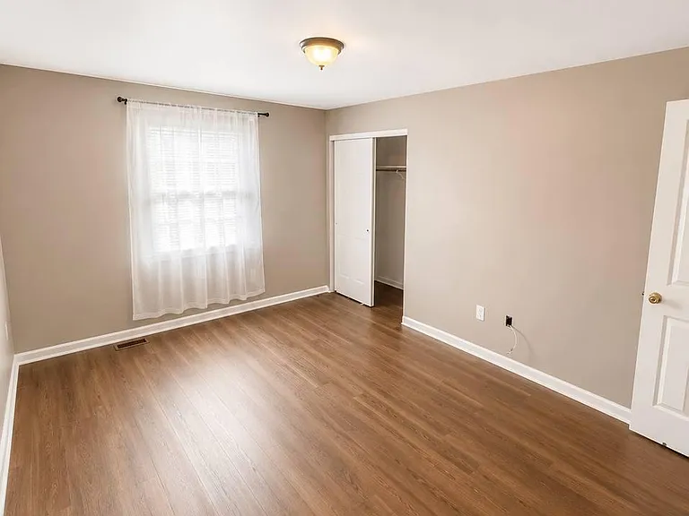 1156 Sawmill Rd #127 — Photo 15