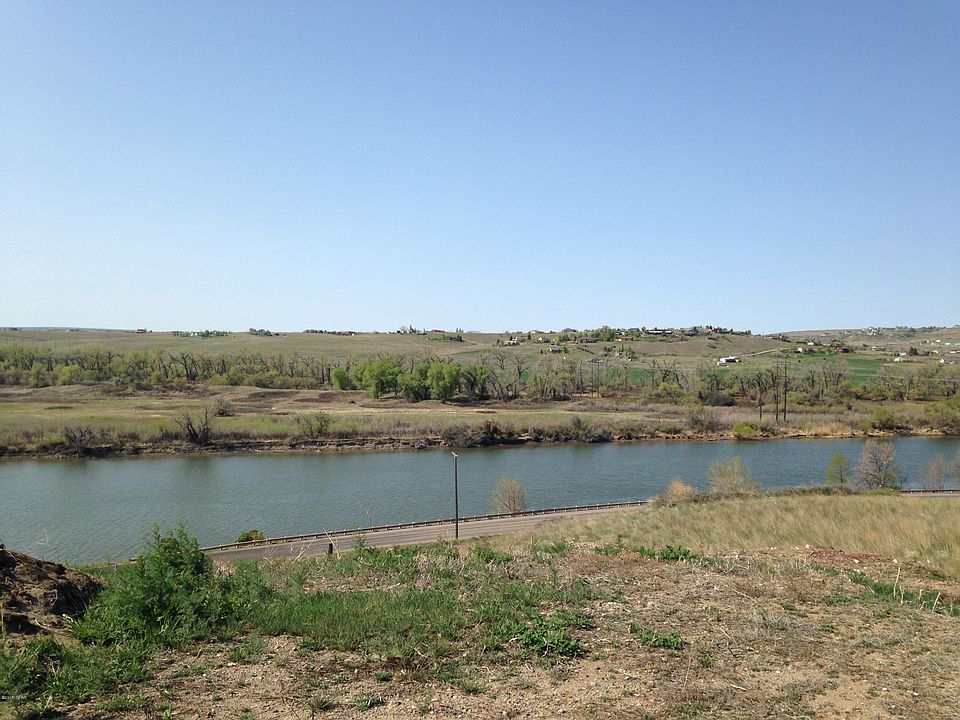 2nd image of 117 Ridge View Dr