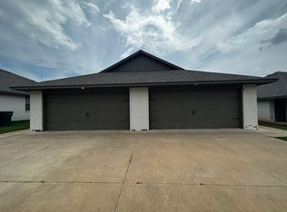 11416 N Lincoln Blvd, Oklahoma City, OK 73114