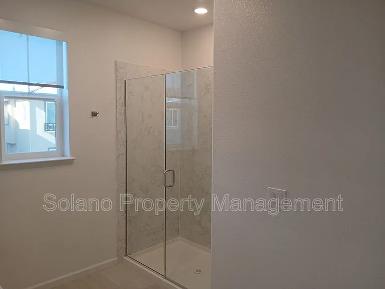 938 Fruit Stand Cir — Photo 24