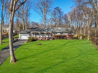 12 East Pl, Suffern, NY 10901