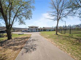 519 Reed Valley Rd #573, Fayetteville, AR 72704