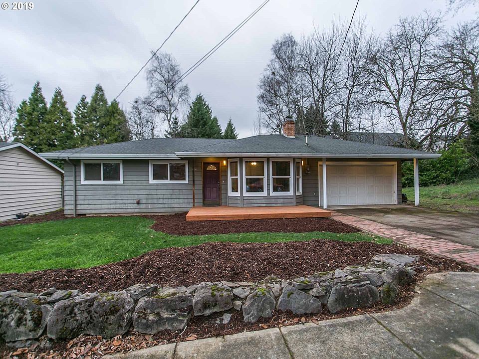 1st image of 4618 NE 39th Ave