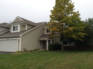 1448 Timber Ln, South Elgin, IL 60177