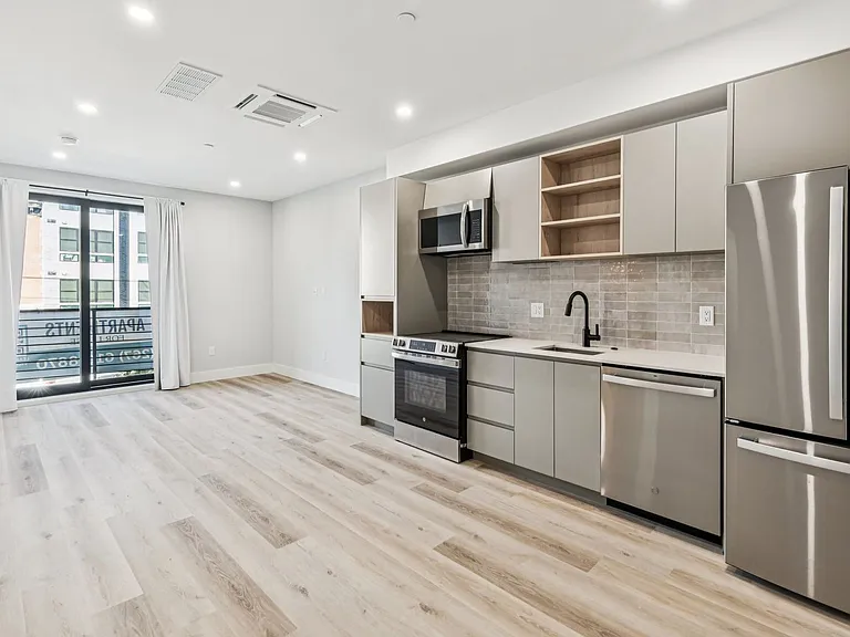 Triad Apartments: Brand New near Drexel & Penn — Photo 38