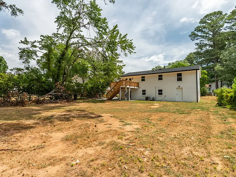 3517 Huntleigh Dr — Photo 31