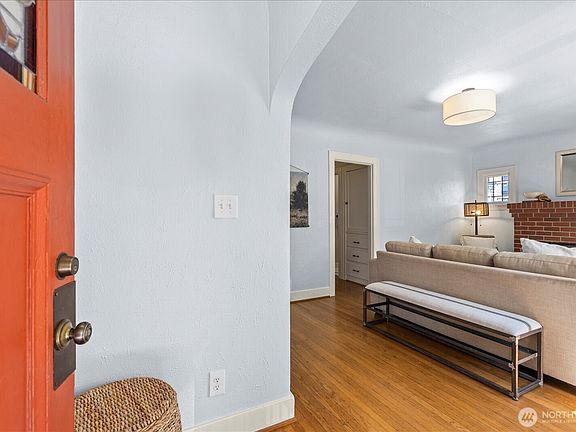 2nd image of 946 N 83rd Street