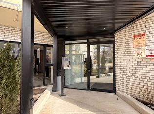 915 Midland Ave #114, Toronto, ON M1K 4G1