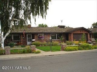 2nd image of 540 Lillie Ln