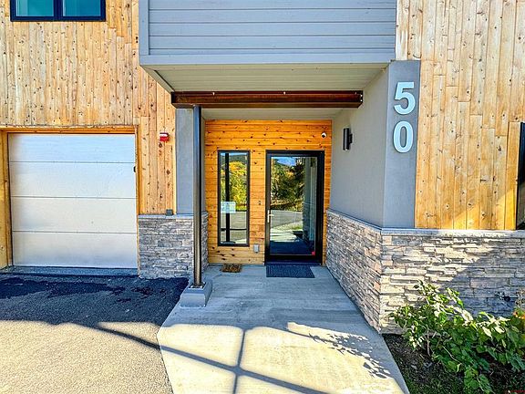 3rd image of 50 Anthracite Drive