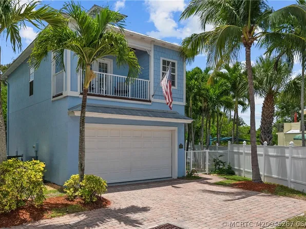 504 SW Akron Ave, Stuart, FL 34994