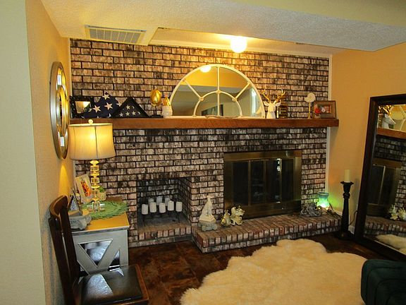 2nd image of 2304 N New St