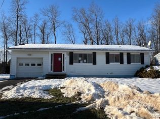 429 Brody Dr, Utica, NY 13502