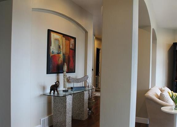 5th image of 2207 S Centennial Blvd