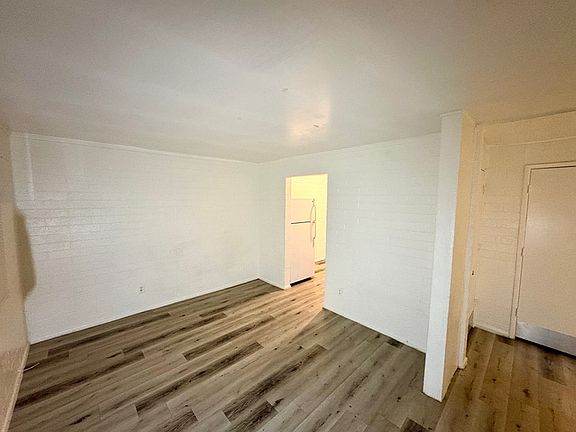 4th image of 502 W McMurray Blvd #502