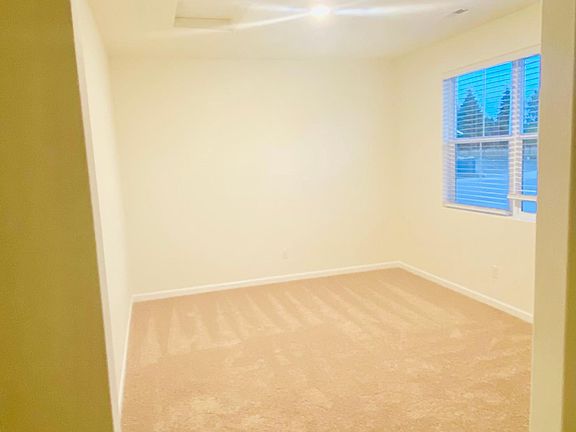 4th image of 11531 57th St E