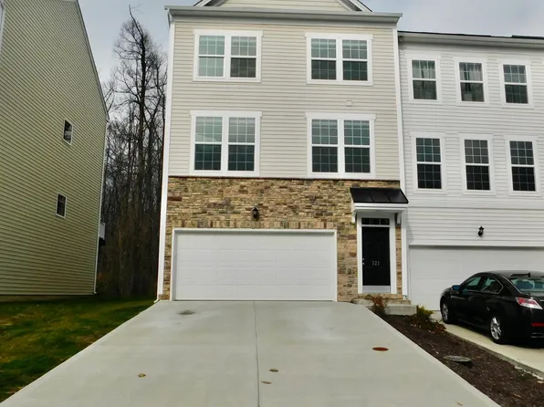 321 Bay St, Morgantown, WV 26508