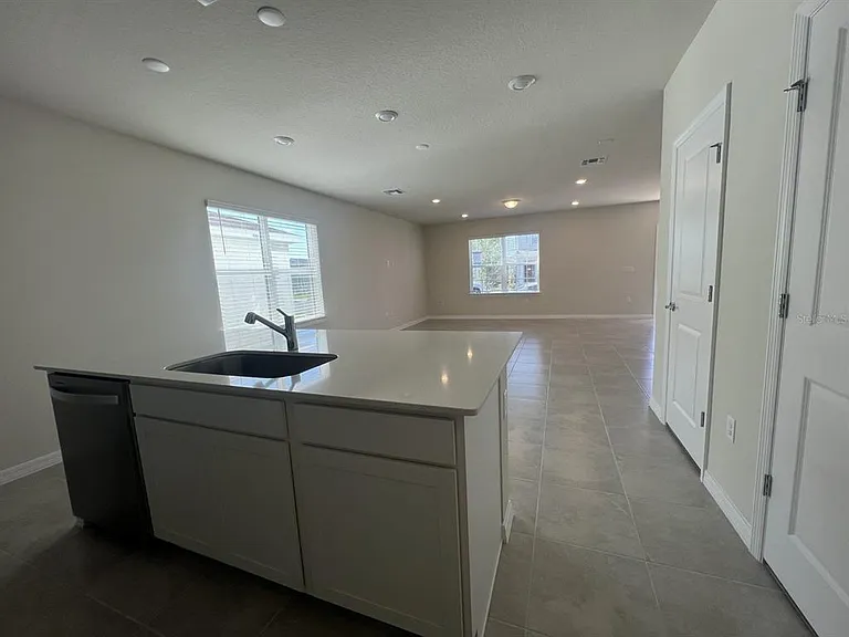 3355 Vine Leaf St — Photo 2
