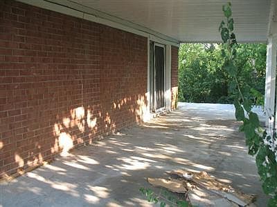3rd image of 5411 Gardendale Ave