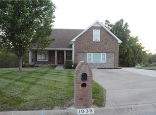 1038 Hedge Apple Dr, Clarksville, TN 37040