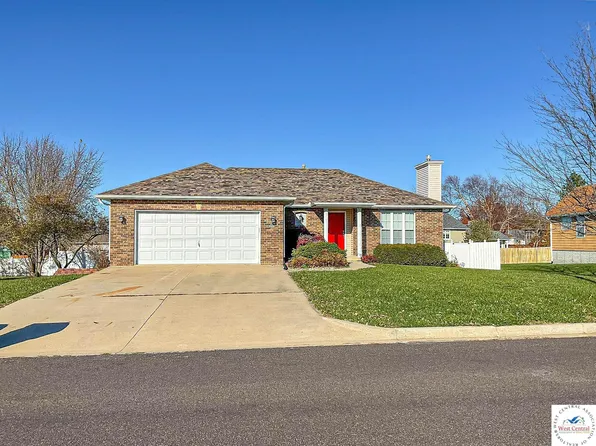 3304 W 32nd St, Sedalia, MO 65301