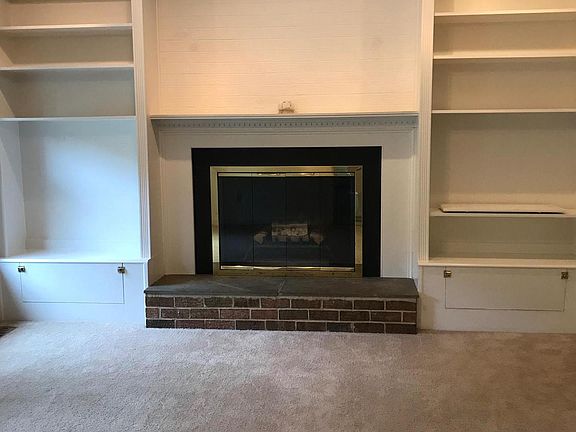 3rd image of 9844 Campbell Dr