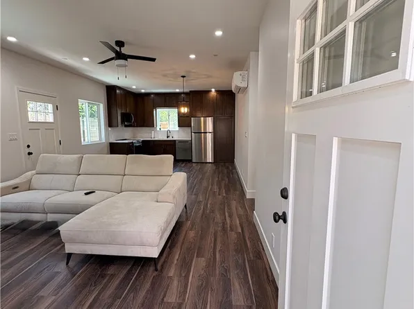 7128 McLennan Ave, Lake Balboa, CA 91406