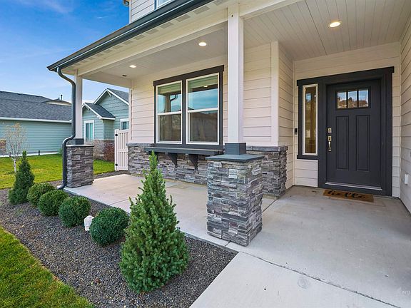 3rd image of 10775 W Royal Fern Ct
