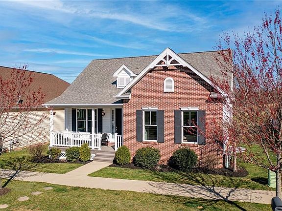 2nd image of 115 Bucktail Dr