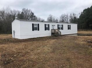 107 Anglers Cove Rd, Hertford, NC 27944