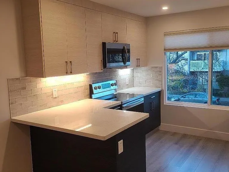 464 Clinton St #211 — Photo 3