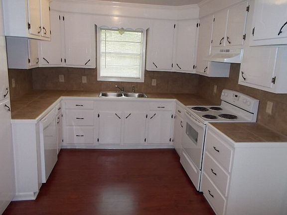 5th image of 103 Vann Dr