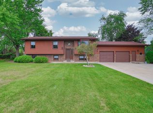 13080 W 28th St, Zion, IL 60099