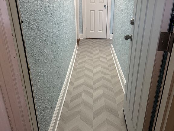 3rd image of 2918 Laconia Ave APT 1