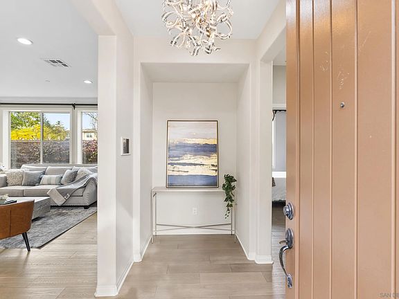 3rd image of 15876 Babcock St