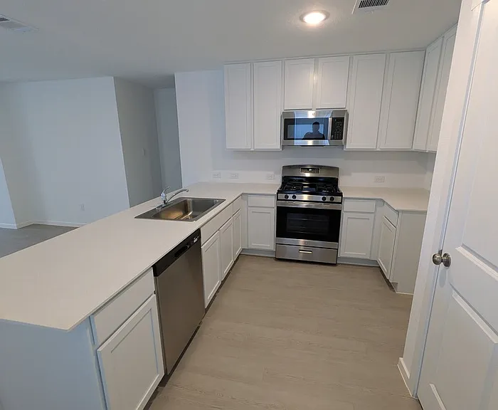 15111 Mudstone Pl — Photo 2